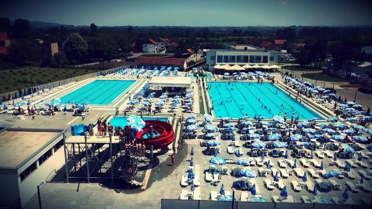 Hotel Stobex Loznica Extérieur photo